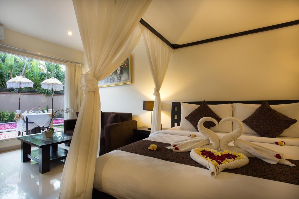 Bali Yubi Seminyak (Bali)